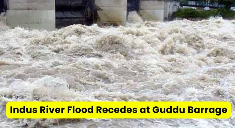 Indus River Flood Recedes at Guddu Barrage, Water Level Slowly Dropping